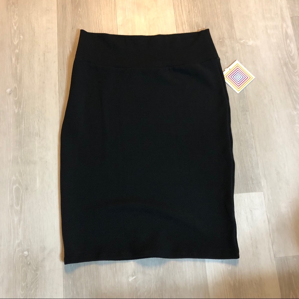 BNWT LulaRoe Cassie Skirt